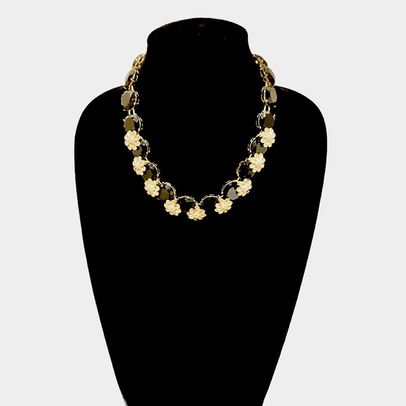 TALBOTS | Black & Gold Floral Statement Necklace | NEW - Picture 2 of 9